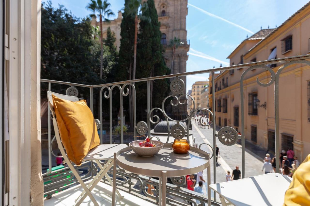 Luminoso apartamento de dos habitaciones con vistas a las Catedral Málaga Exterior foto