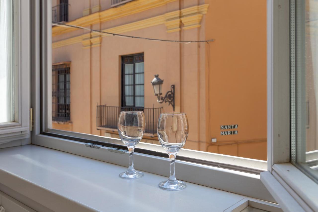 Luminoso apartamento de dos habitaciones con vistas a las Catedral Málaga Exterior foto